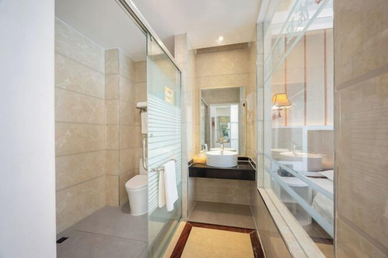 Bathroom 4, Hengxian Longxiang Crown Hotel, Nanning