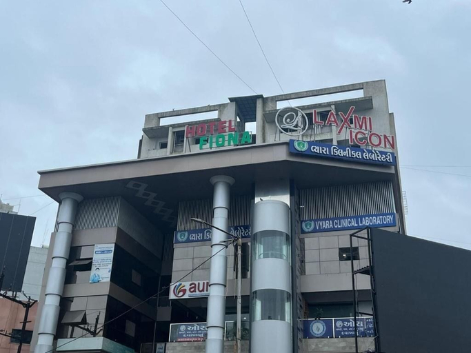 Exterior & Views, HOTEL FIONA, Tapi