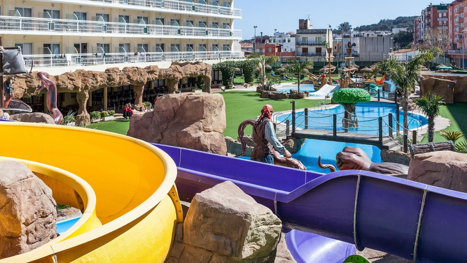 Exterior & Views 2, Evenia Olympic Resort, Girona
