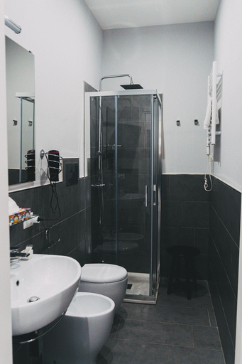 Bathroom 5, Terno su Napoli B&B, Napoli
