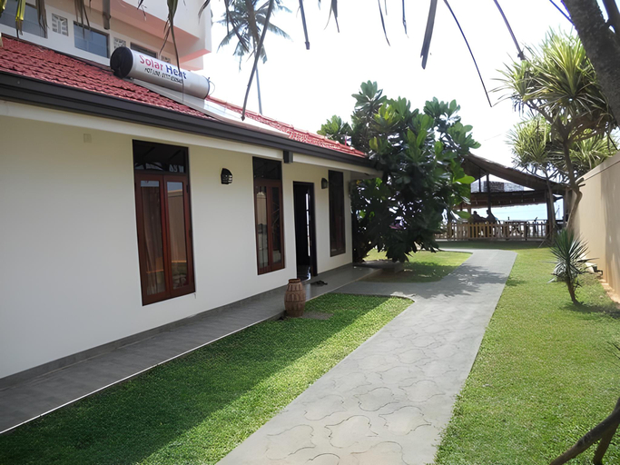 Exterior & Views 1, Sunset Beach Motel, Nattandiya