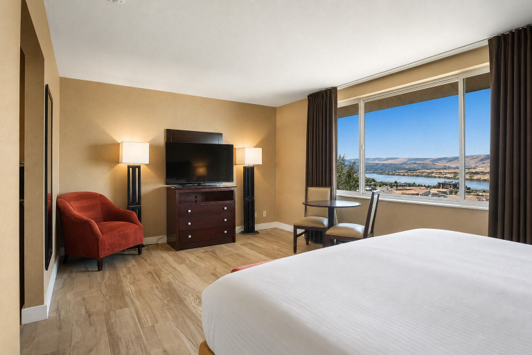 Bedroom 3, Celilo Inn, Wasco