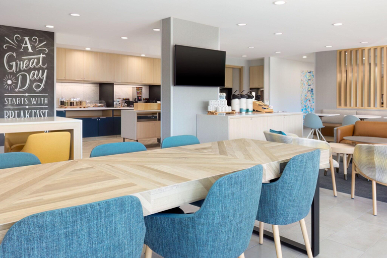 Food & Drinks, TownePlace Suites by Marriott Pleasanton, Alameda