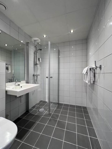 Bathroom 4, Oppdal Turisthotell, Oppdal
