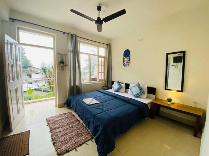 Bedroom, Rahgir Hostel, Kangra