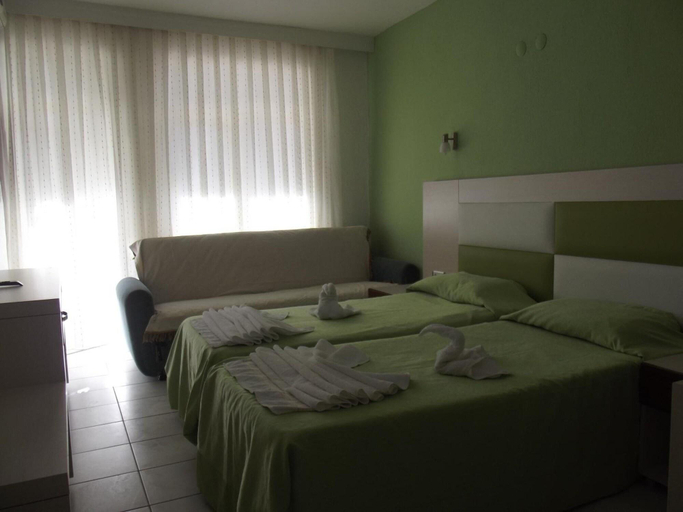 Bedroom 3, Derya Motel, Manavgat