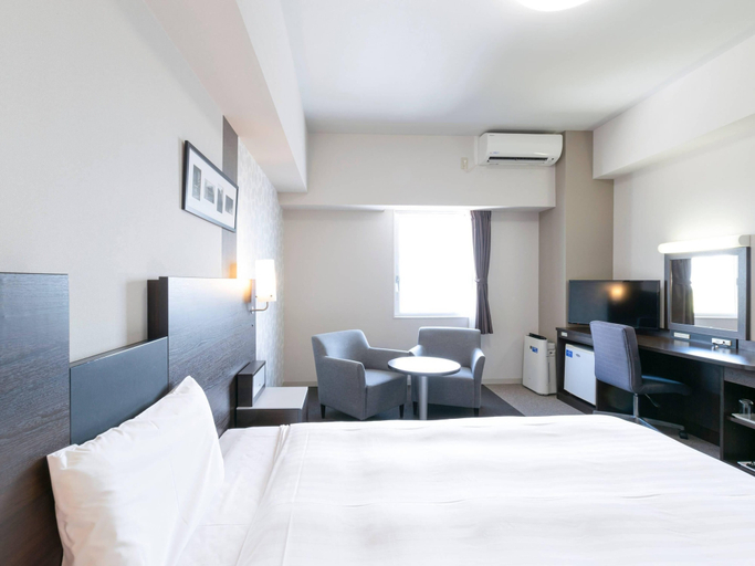Bedroom 5, Comfort Hotel Central International Airport, Tokoname