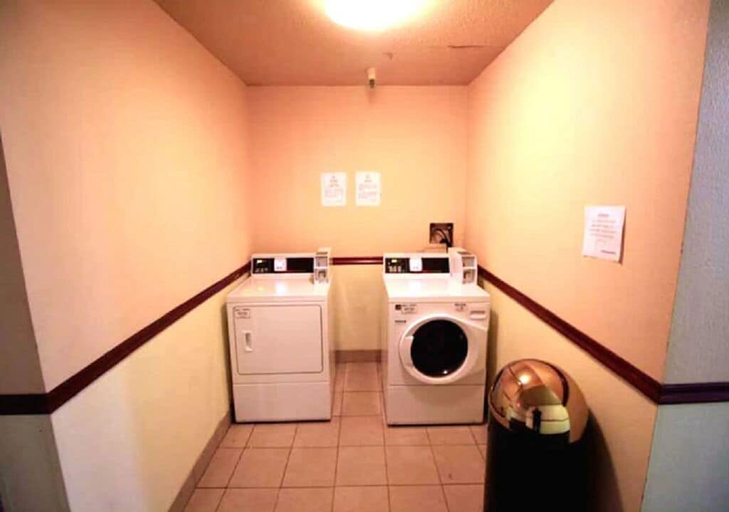 Interior, roseville budget inn, Ramsey