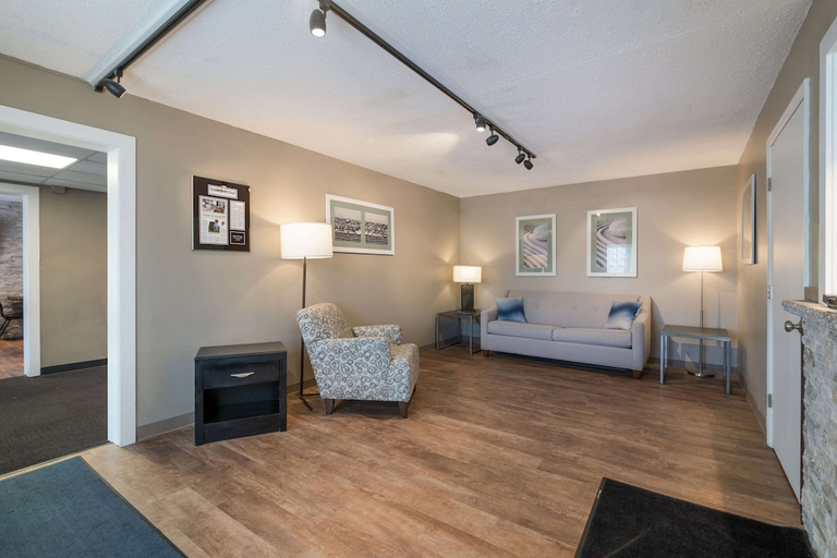 Public Area 2, Quality Inn & Suites Auburn I-95, Androscoggin