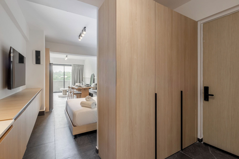 Room 4, Myla Girasol, Mexico City