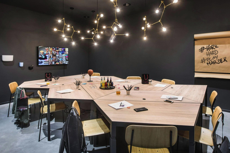 Food & Drinks 4, Moxy Stuttgart Feuerbach, Stuttgart