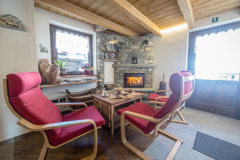 Public Area 2, Alpe Rebelle, Aosta