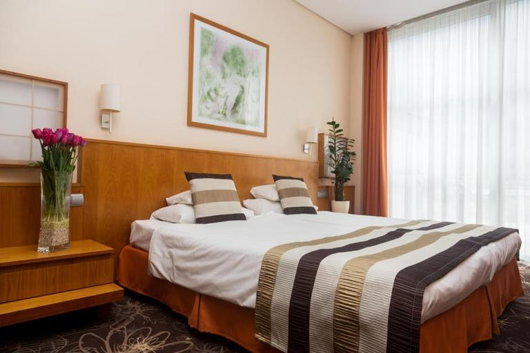 Bedroom 2, Hotel Lycium Debrecen - Handwritten Collection, Debrecen