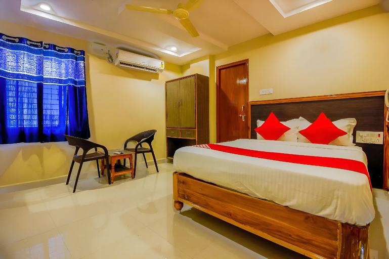 Room 4, Balaji Residency, Warangal