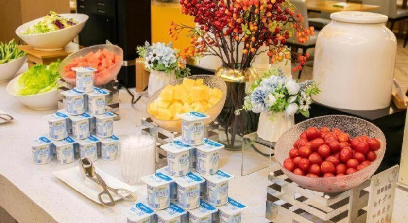 Food & Drinks 4, Echeng Hotel Enshi Minzu Road, Enshi Tujia and Miao