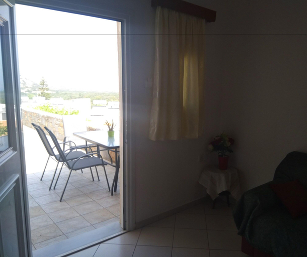 Bedroom 2, Kavousanos Apartments, Crete