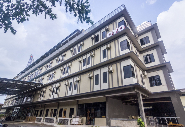 Exterior & Views 1, Capital O 1867 Kara Guest House, Batam