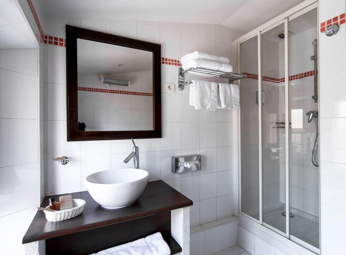 Bathroom 3, Hotel La Villa Tosca, Alpes-Maritimes