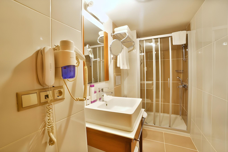 Bathroom 5, Amethyst Hotel Istanbul, Fatih