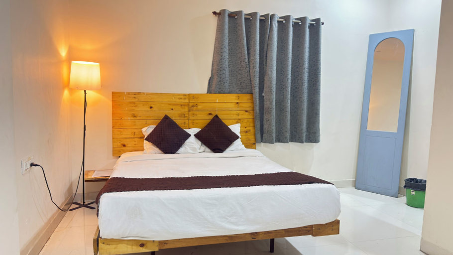 Room 5, Hotel West24, Nagpur