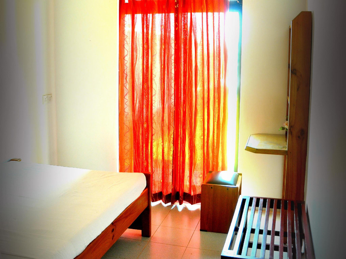 Bedroom, Sunset Beach Motel, Nattandiya