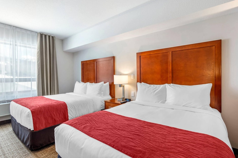 Bedroom 3, Comfort Inn & Suites Valemount - Highway 5, Fraser-Fort George