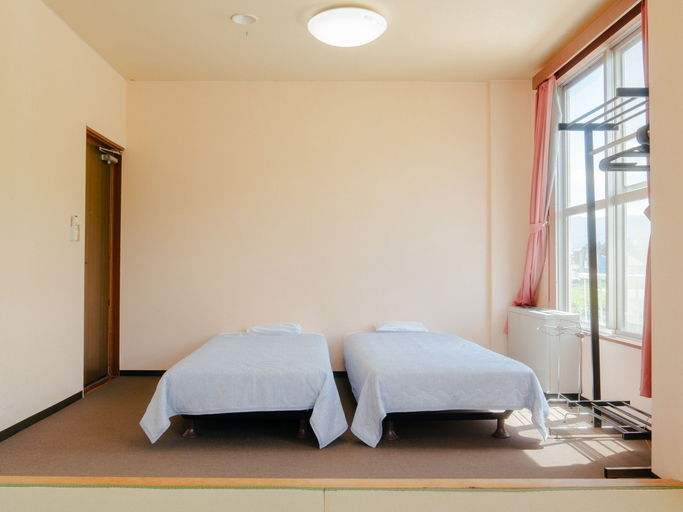 Bedroom 4, ishiuchiskicenter, Minamiuonuma