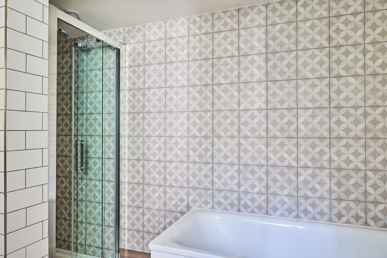 Bathroom 3, Lifeboat Inn, Cornwall