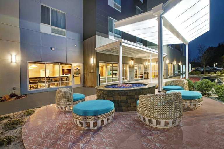 Exterior & Views 2, TownePlace Suites by Marriott Potomac Mills Woodbridge, Prince William