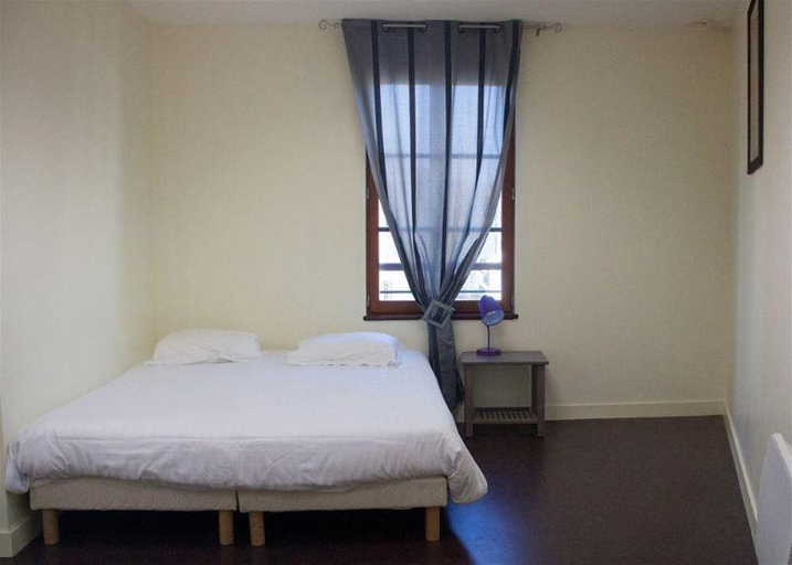 Bedroom 2, Logis Hotel Terre de Loire, Cher