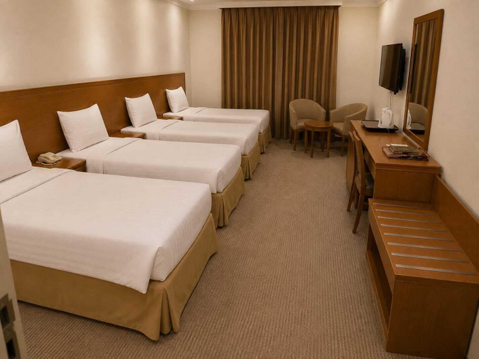 Room 5, Asmaa Altayseer, Makkah