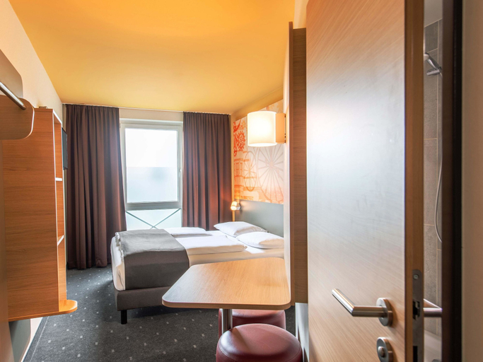 Bedroom 4, B&B Hotel Schweinfurt-Süd, Schweinfurt