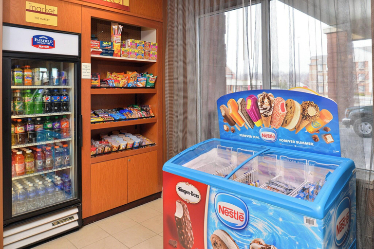 Food & Drinks 5, Fairfield Inn & Suites By Marriott Romulus, Wayne