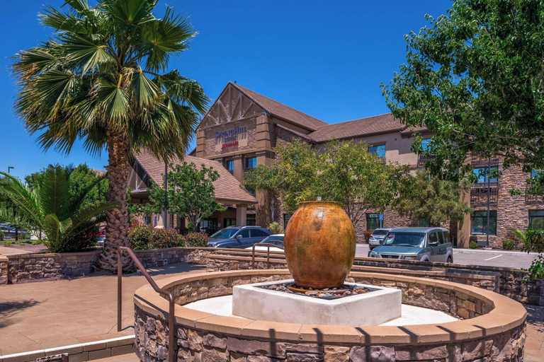 Exterior & Views 2, SpringHill Suites Temecula Valley Wine Country, Riverside