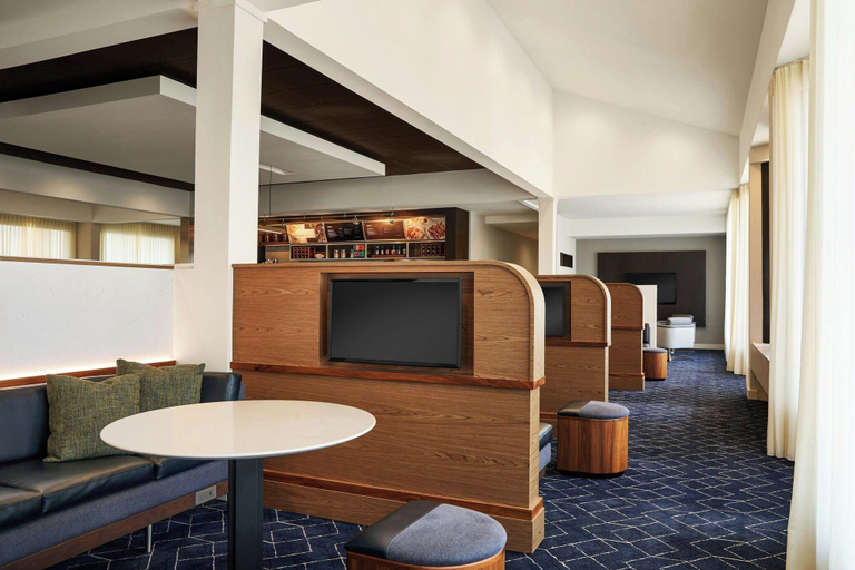 Public Area 2, Courtyard by Marriott St Louis Westport Plaza, Saint Louis