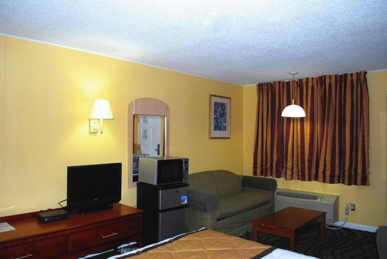 Room 5, Duffys Motel Calhoun by Hotel O GA I-75, Gordon