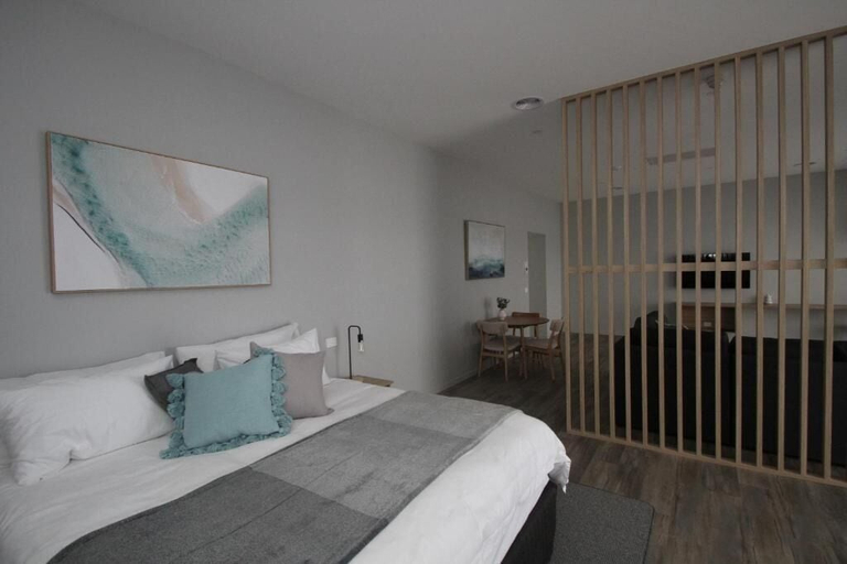 Bedroom 3, Waterfront Apartments, Devonport