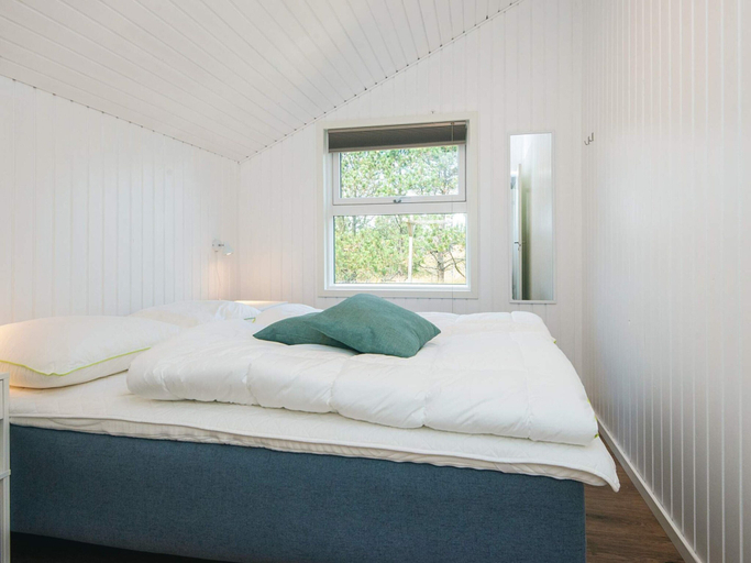 Bedroom 2, Environmental Holiday Home, 3 Bedrooms, Fanø