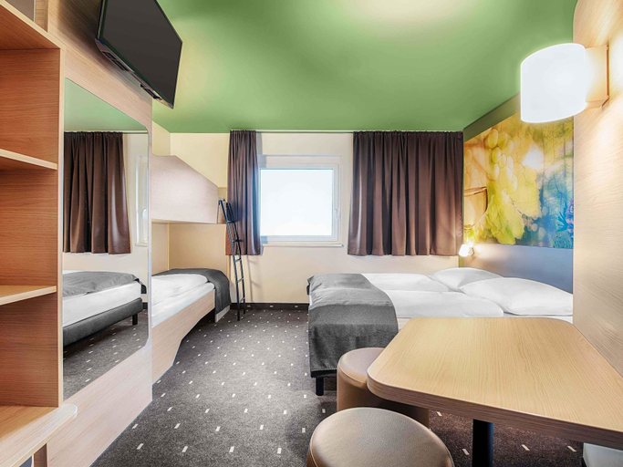 Bedroom 5, B&B Hotel Baden-Airpark, Rastatt