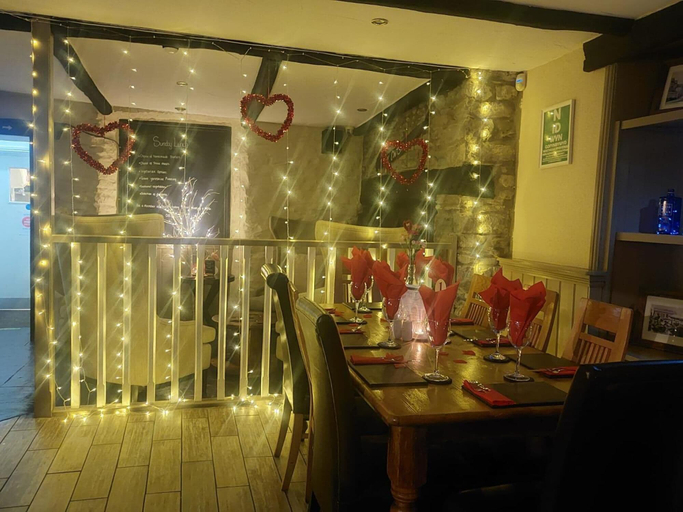 Food & Drinks 4, The Black Lion Royal Hotel, Ceredigion