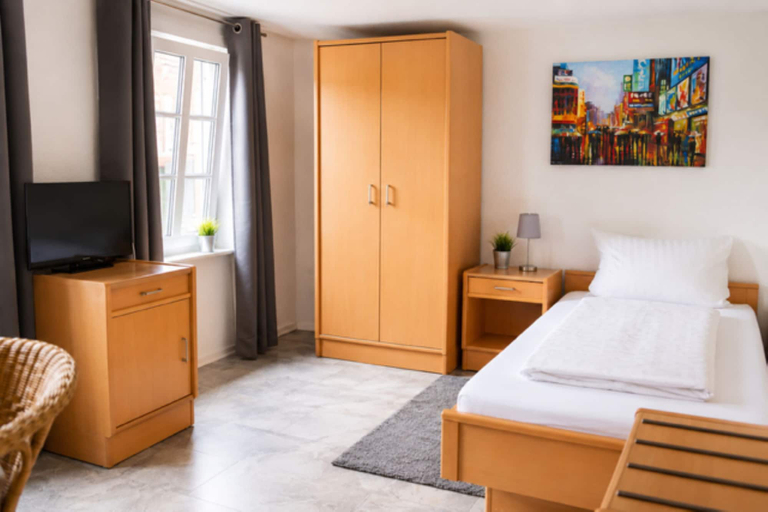 Bedroom 3, Dahlbrucher Hof, Siegen-Wittgenstein