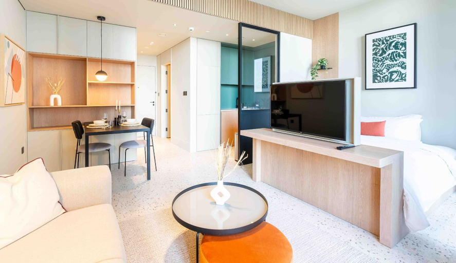 Room 3, Prime Location Pristine Studio in Business Bay, Dubai