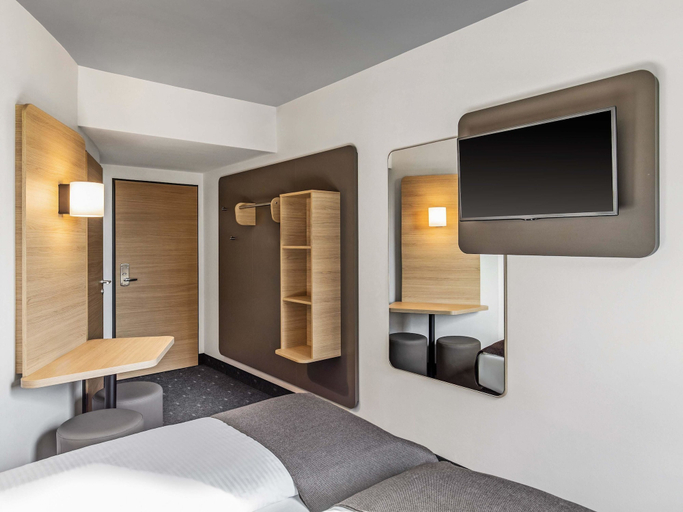 Bedroom 4, B&B HOTEL Lübeck-Hbf, Lübeck