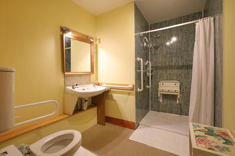 Bathroom 4, Green Hope, Scottish Borders