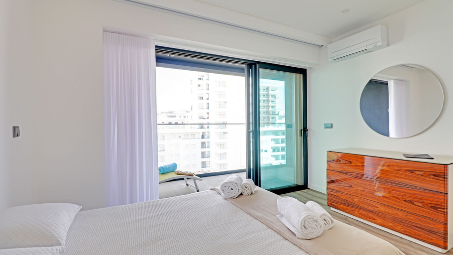 Bedroom 5, SKY Beach Apartment in Quarteira, Loulé