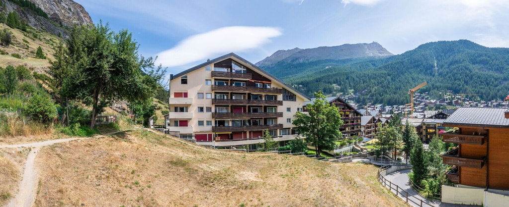 Exterior 5, Tessa's - Retro - InspiringPlaces, Visp