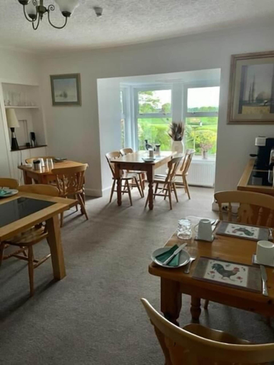 Food & Drinks, Airds Farm Guest House, Dumfries and Galloway