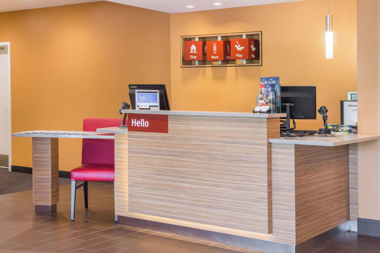 Public Area, TownePlace Suites by Marriott New Hartford, Oneida