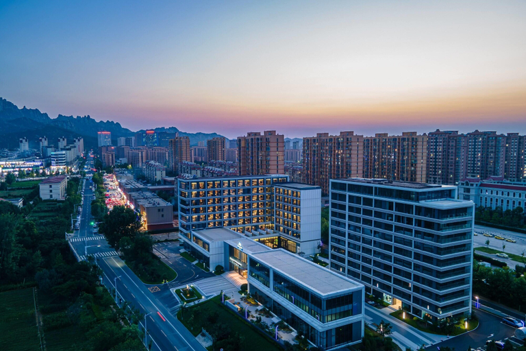 Exterior 2, Days Inn by Wyndham Qingdao Huangdao, Qingdao