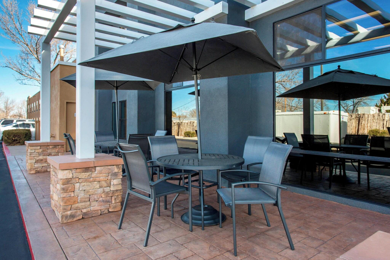 Food & Drinks 4, Fairfield Inn & Suites Santa Fe, Santa Fe